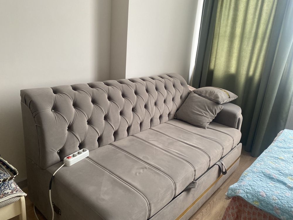 Два дивана, склодных, можно объединять