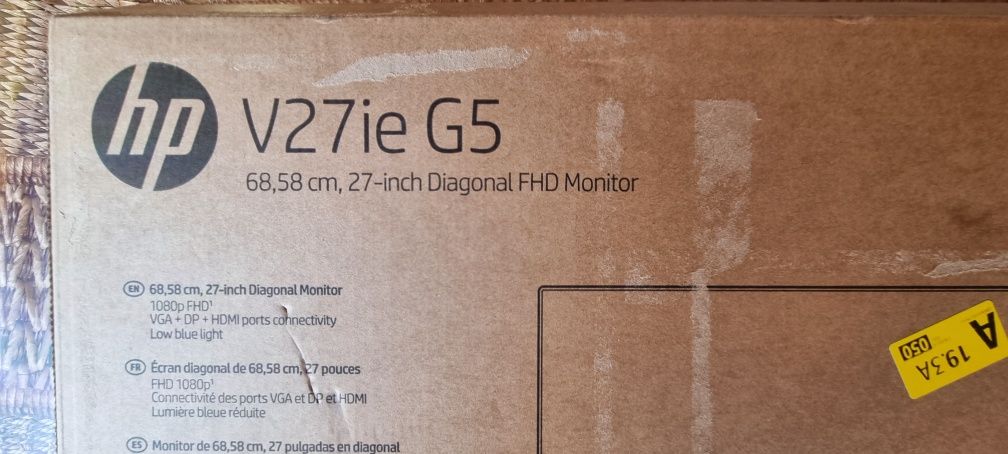 LED монитор HP V27ie G5 27 инча FHD IPS 5 ms 75 Hz FreeSync