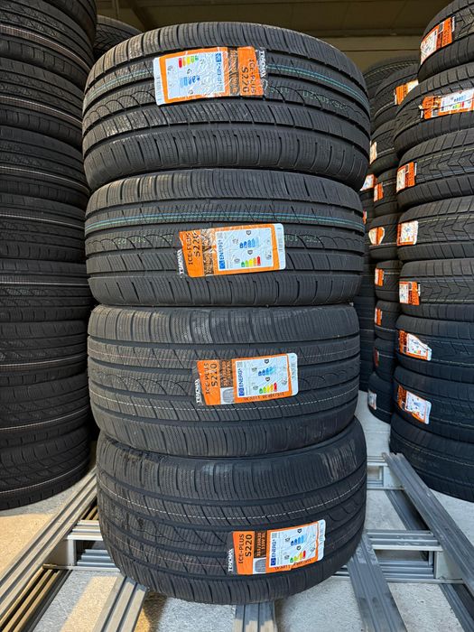 Зимни гуми спортпакет TRACMAX 275/40R20 106V + 315/35R20 110V дот 25