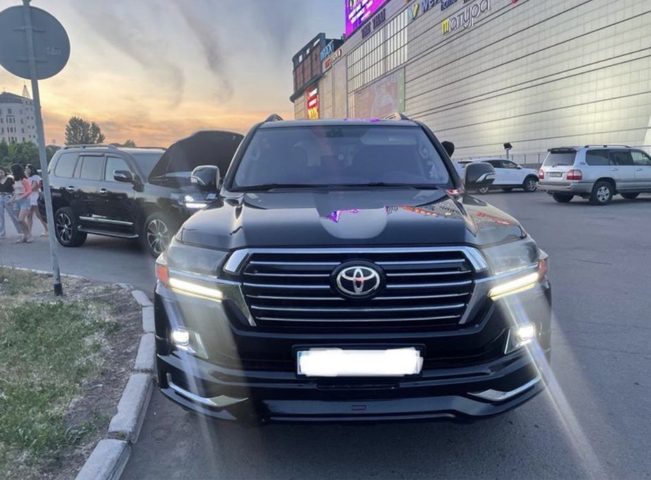 Авто на прокат с  водителем, крузак 200, аренда авто, ланд крузер