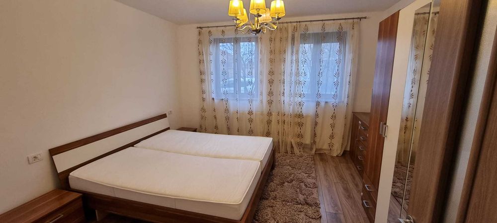 Inchiriez casa in Poltura, str. Moldovei, mun. Arad