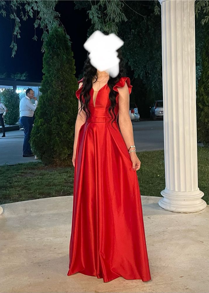 Rochie lunga rosie