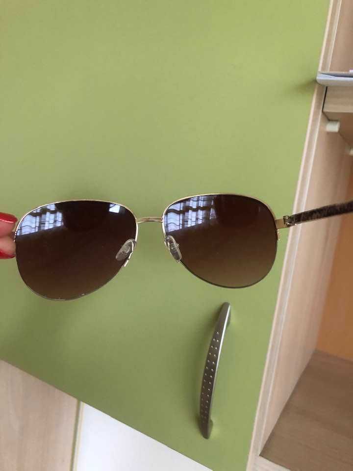 слънчеви очила с рамки змийски принт