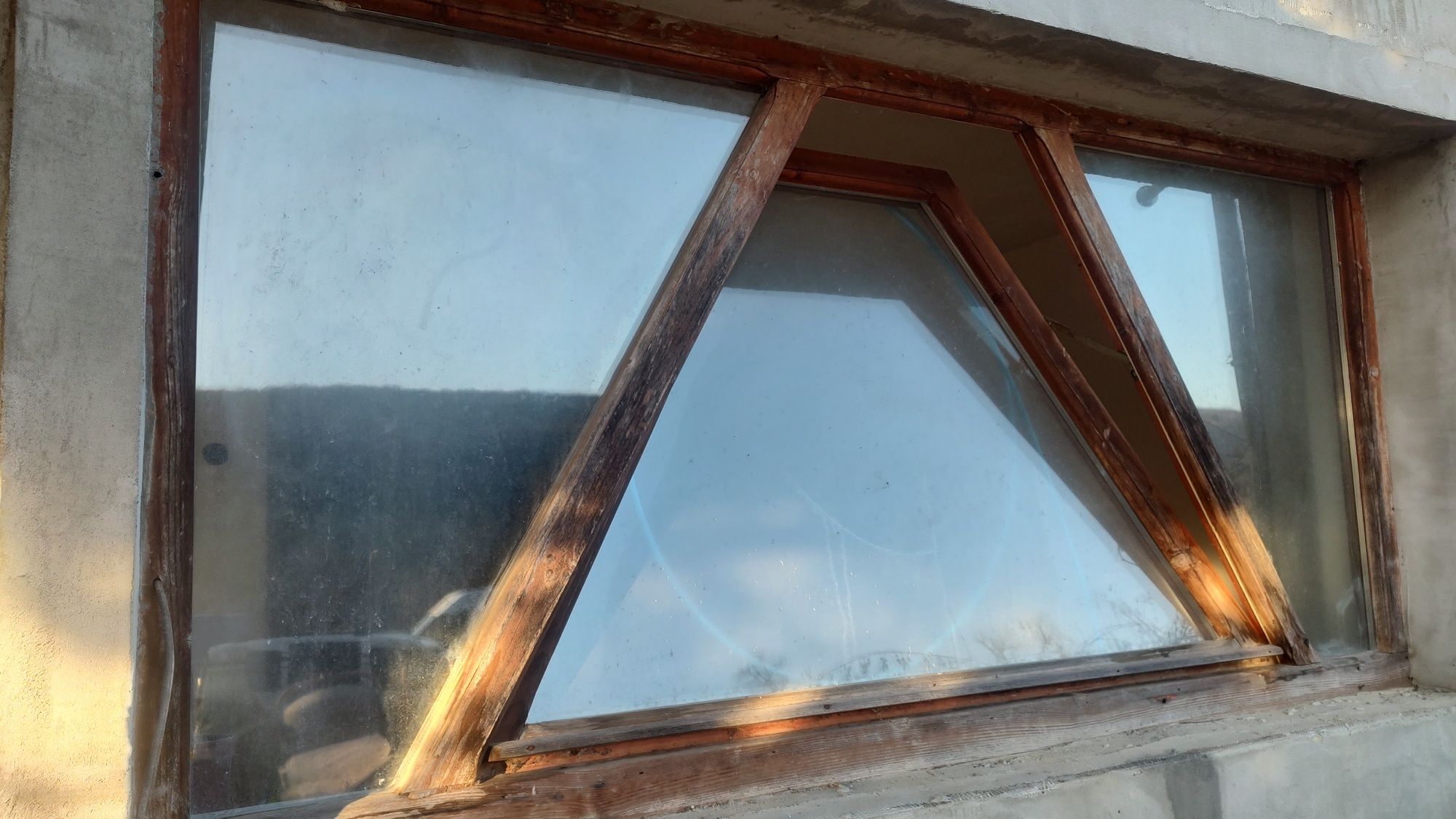 Usi de interior geam fereastră pt acoperis tip velux demontate sh