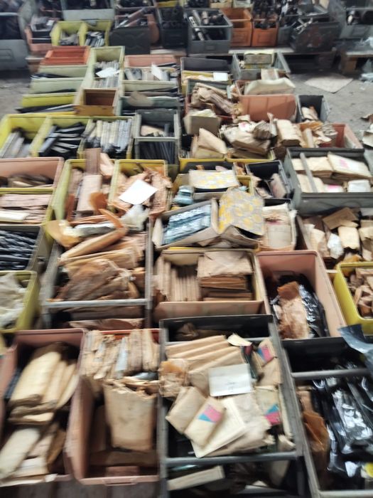 Burghie freze tarozi cutite strung conuri