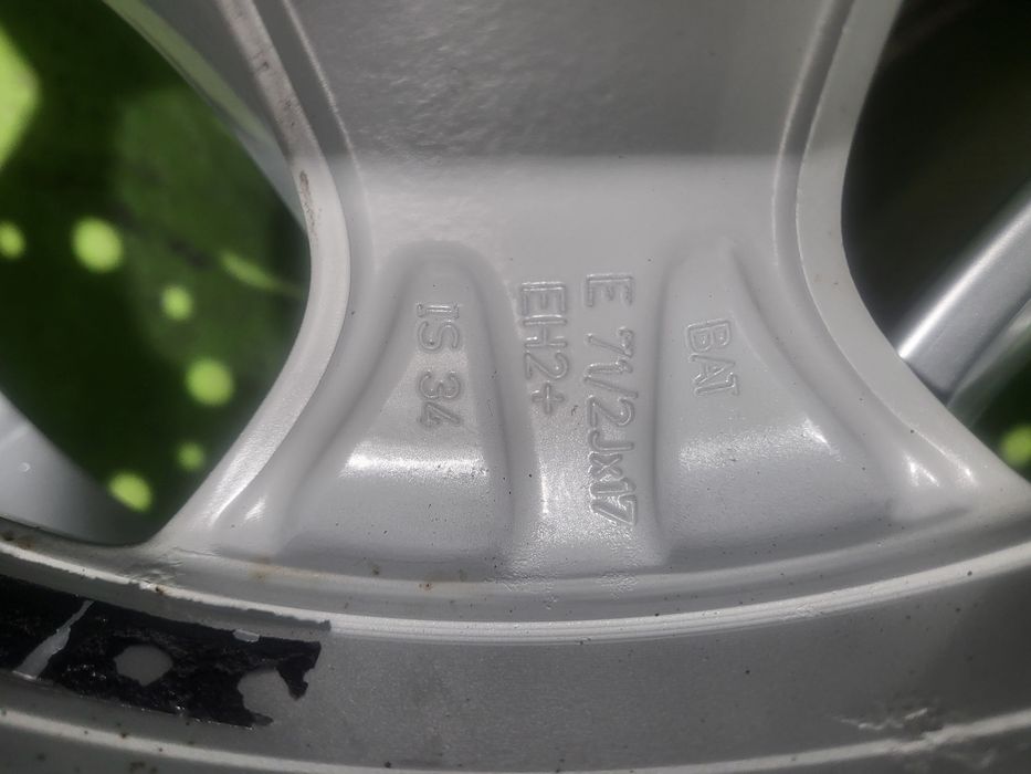 17 5x120 Bmw X1 F30 лети джанти 5х120 бмв е90 х1 f30