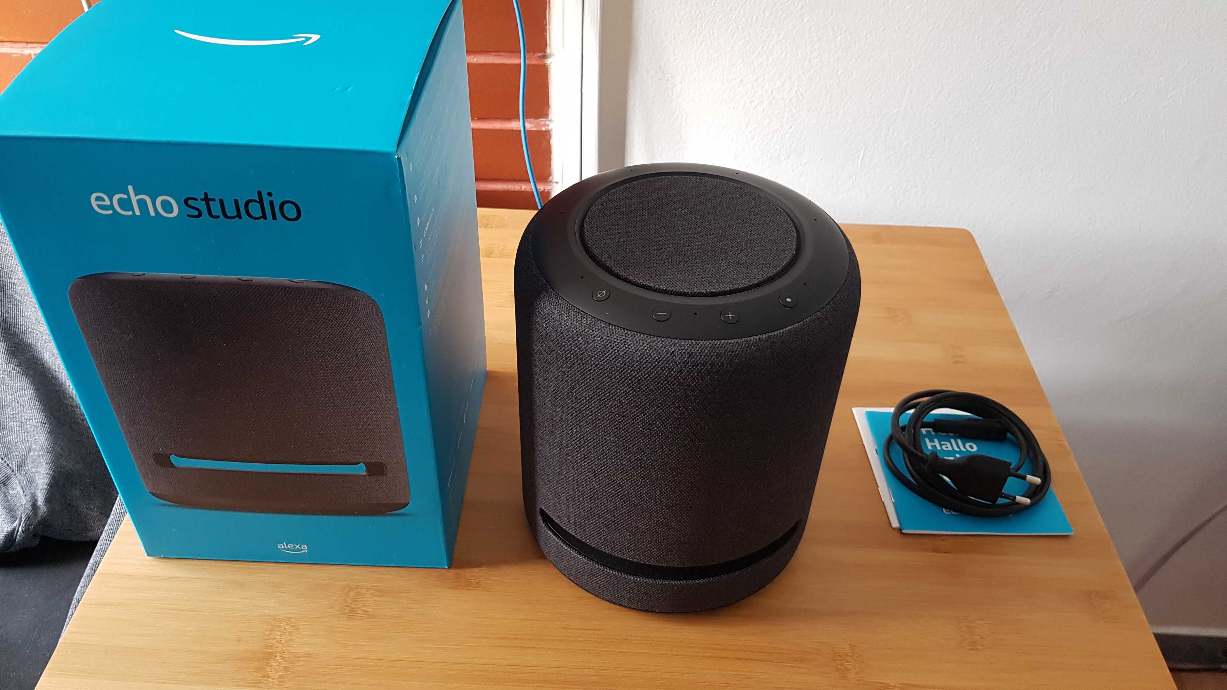 Boxa wireless Amazon Echo Studio