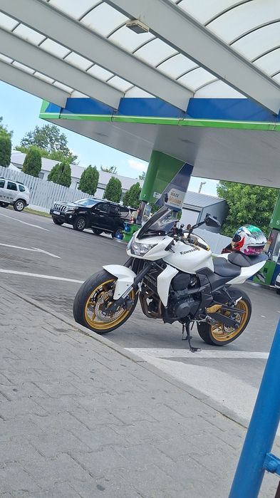 Kawasaki Z750 2012 fara ABS / variante
