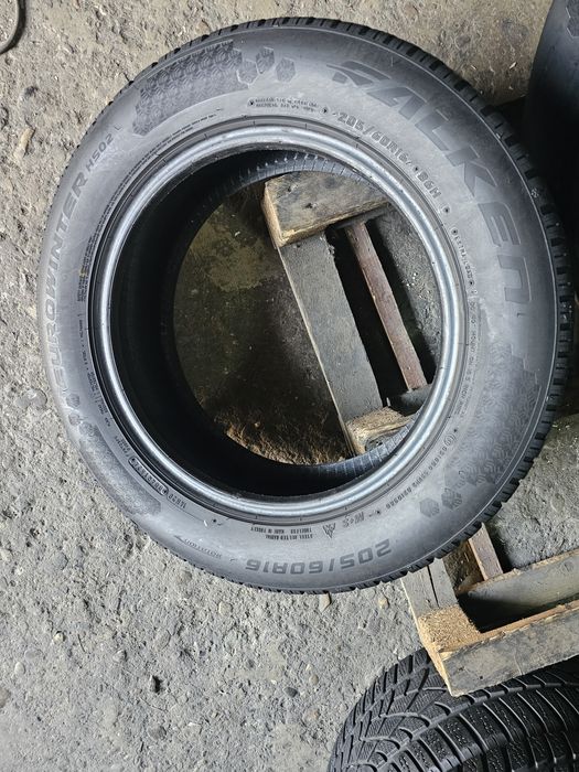2 anvelope iarna 205 60 16 Falken 2024