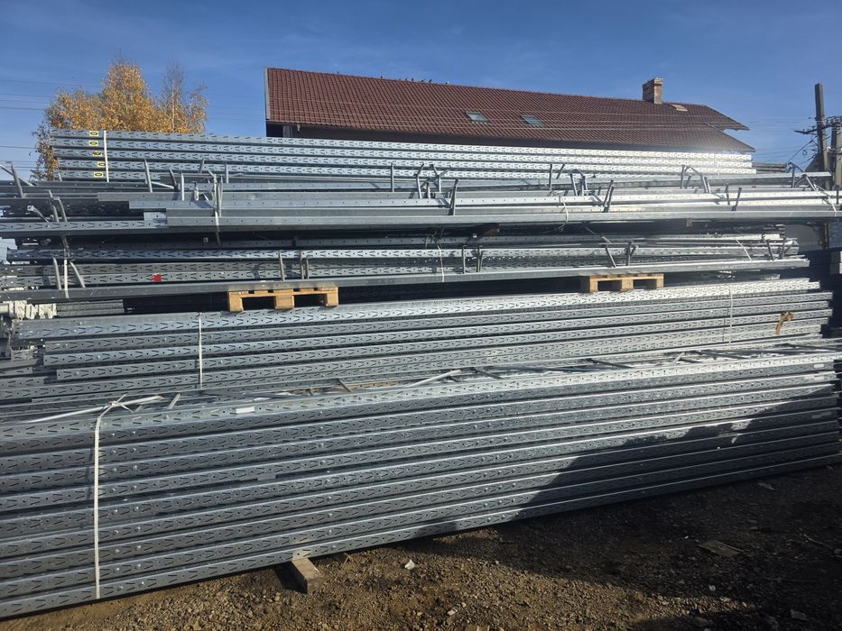 Rafturi metalice pentru depozite