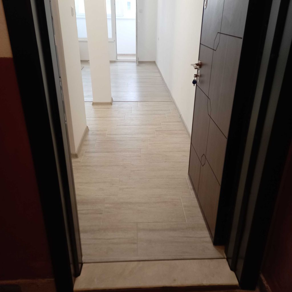 Продава се Едностаен апартамент в Разград, Освобождение - 33 кв.м за 1468 €/кв.м - Снимка #1