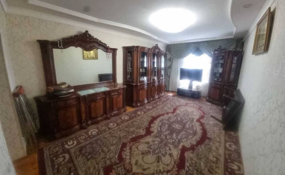 Срочно Продаётся Кушбеги 4/4/9 с мебелью техникой ремонт средний !