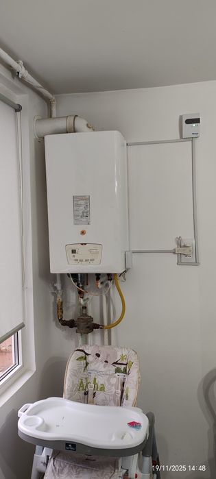 Vând centrala termica saunier duval