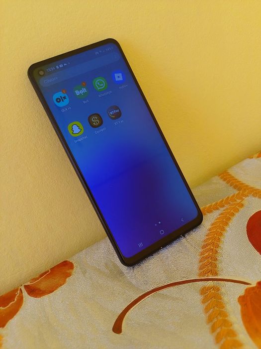 Smartfone Samsung 300 de lei,stare perfecta de functionare!