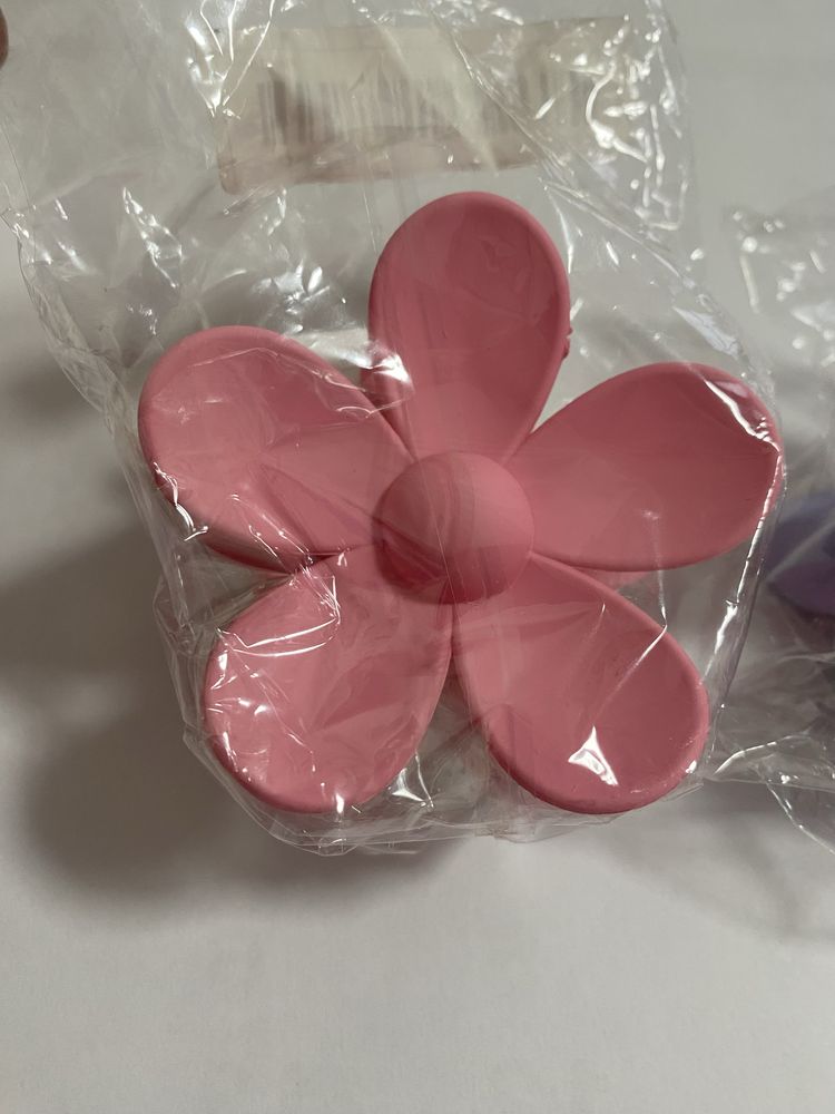 Clame de par -tip floare-pentru coafura