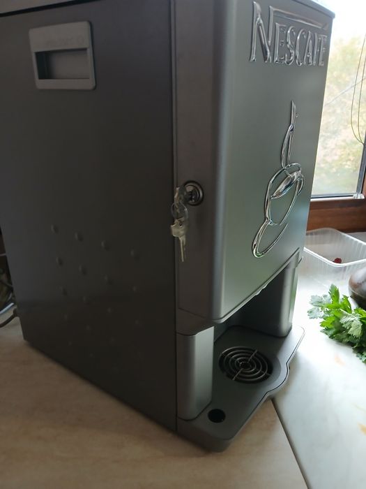 Кафе автомат Nescafe rheaprojects mini H/3 230 AA
