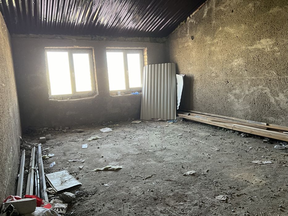 ДЕСКА бозорчаси тогрисида янги 94 квли дом сотилади