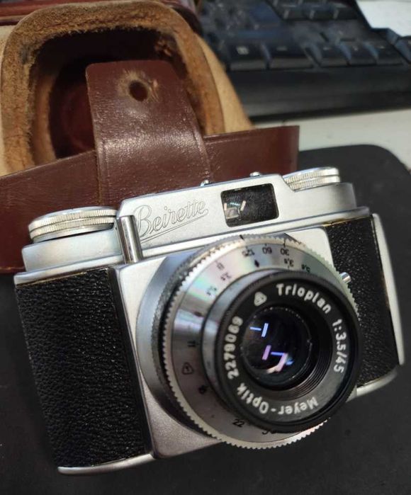 Ретро фотоапарат Beirette Junior II, Meyer-Optik Trioplan 3.5/45