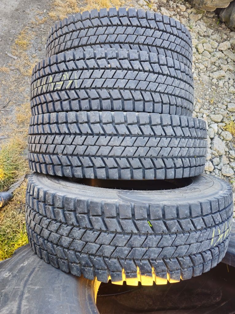 Anvelope 275 70 r 22.5 de tracțiune.