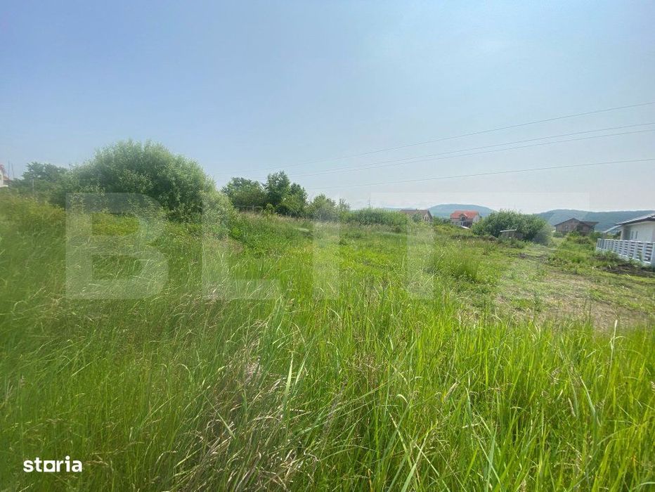 Teren intravilan 900 mp – Zona linistita Valea Rusului, acces privat