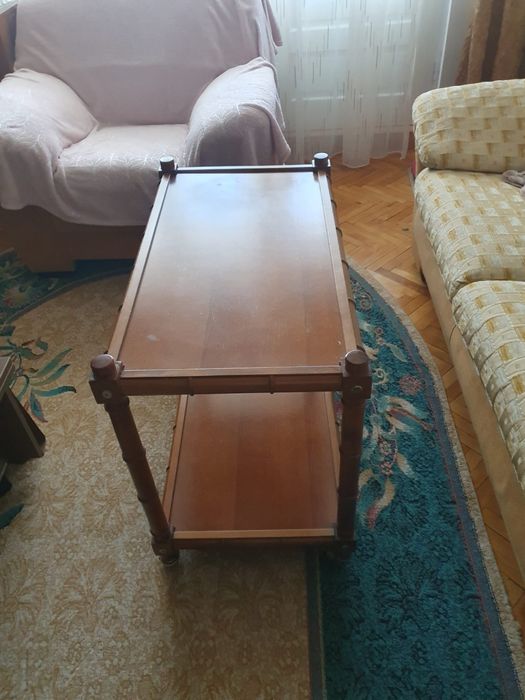 Masa living lemn de brad