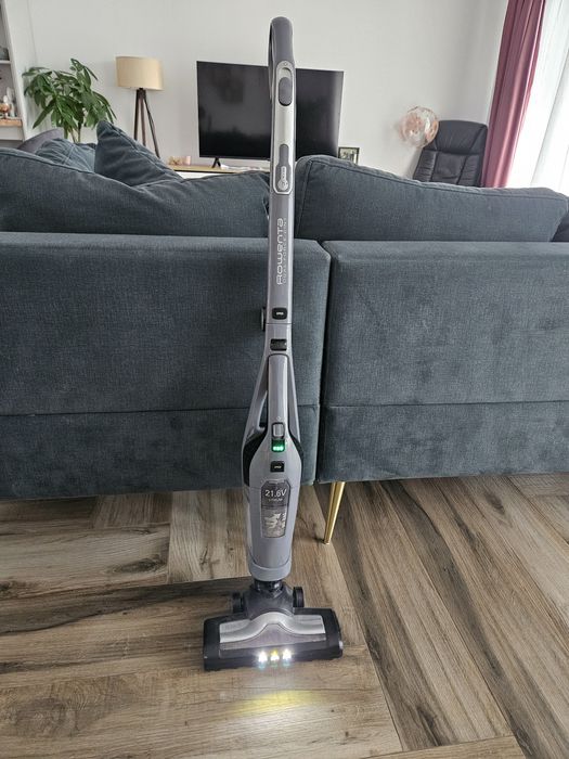Aspirator vertical Rowenta dual force 21.6v