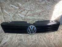 Grila centrala Volkswagen Jetta 2012 cod: 5C6853653