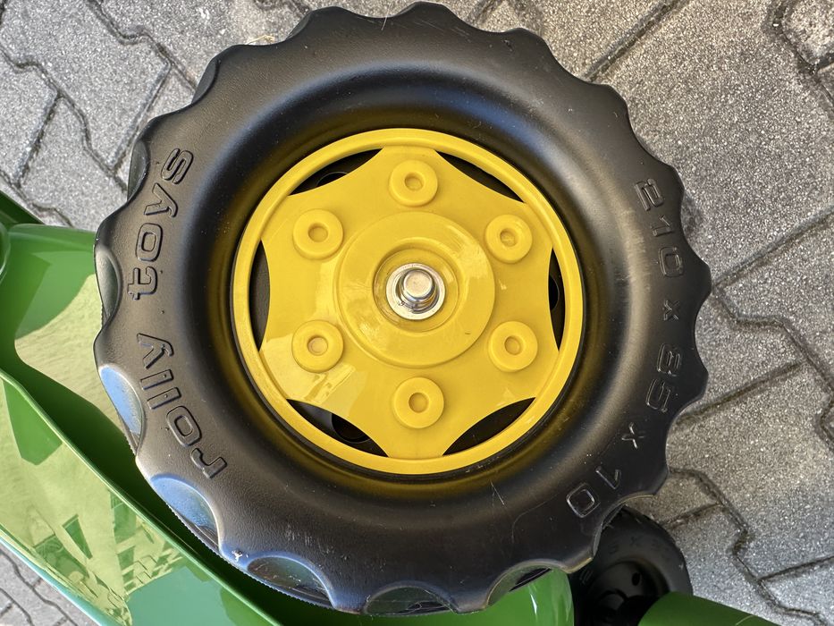 Tractoras John Deer, marca Rolly Toys