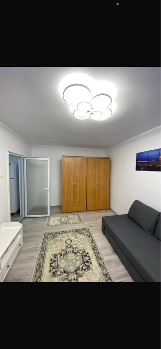 Garsoniera de vanzare