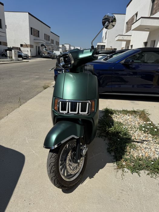 Vand Scuter 50cmc