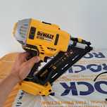 Dewalt DCN692 акумулаторен такер