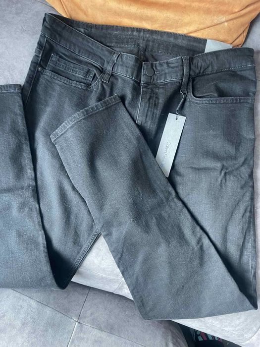 Нови оригинални дънки CK