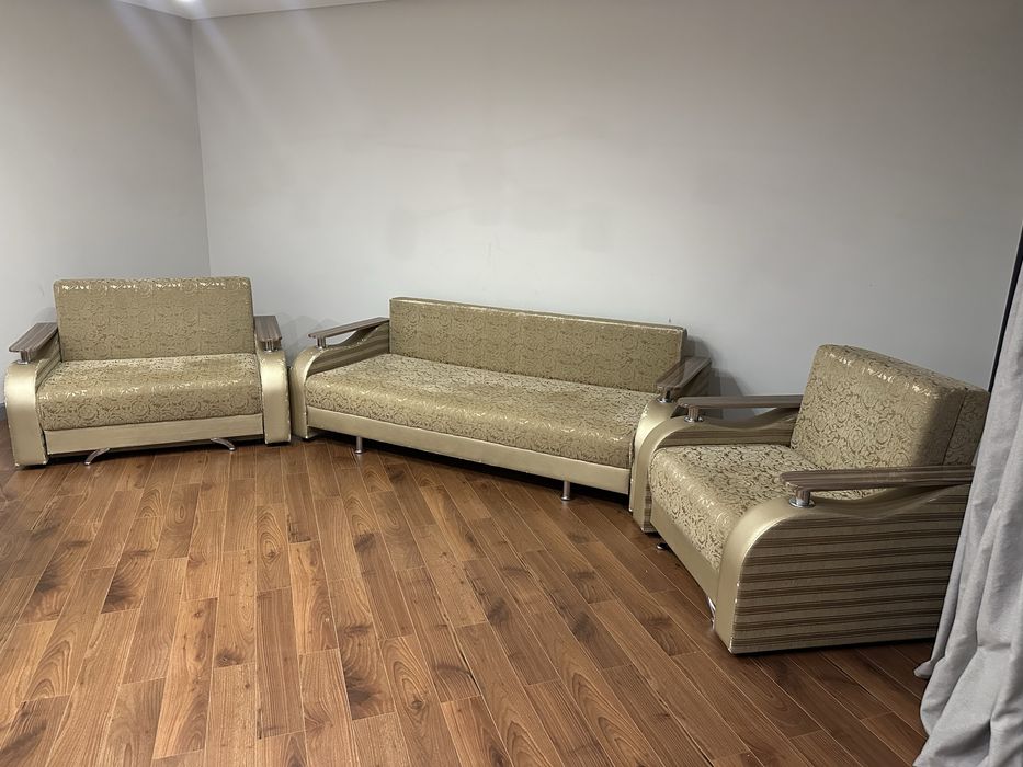 Раскладной диван комплект