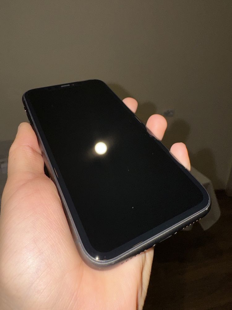 Iphone 11, black