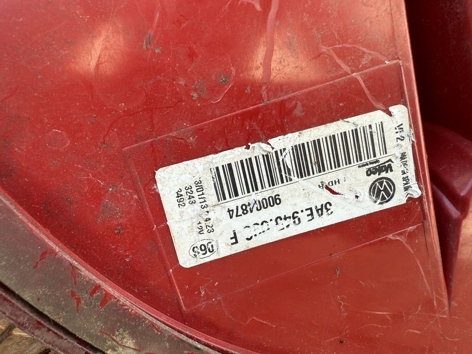 Set stop tripla lampa stanga dreapta aripa caroserie VW Passat B7 seda