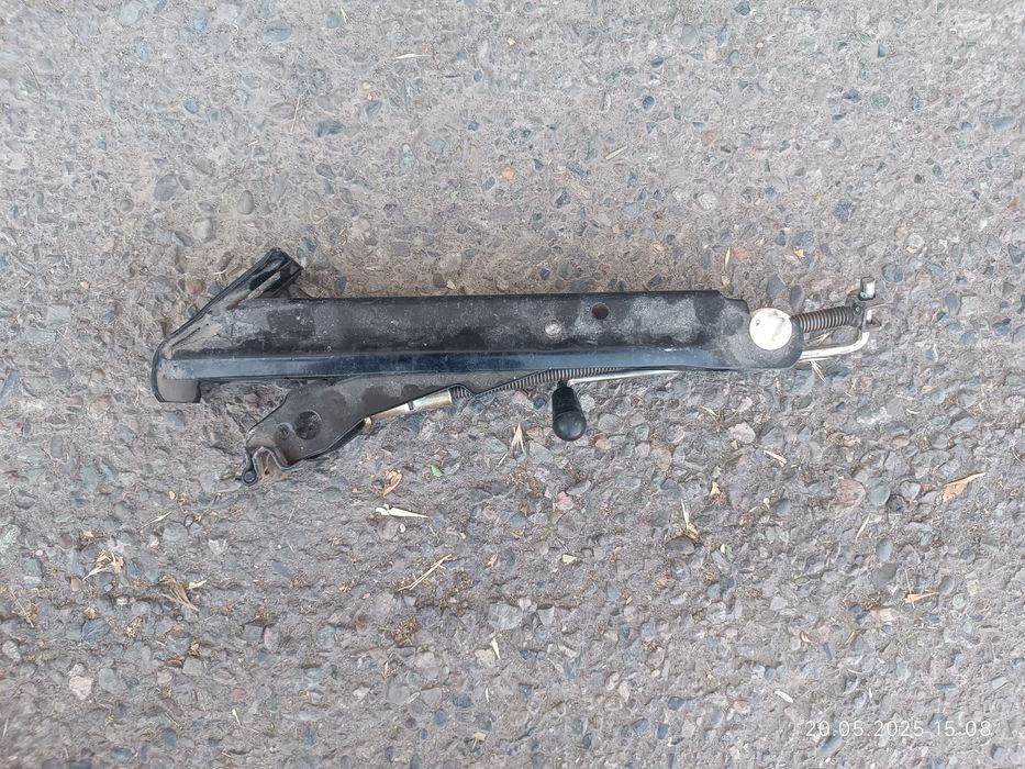 Продам Домкрат от Нексий 1-2. Дамкрат сотаман Нексия 1-2 учун.