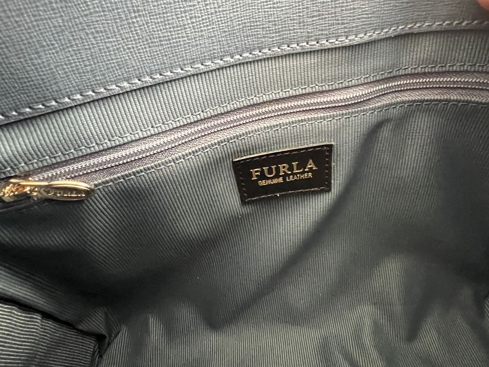 Furla Pin crossbody Satchel.Нови,с етикети,подаръчен плик Furla