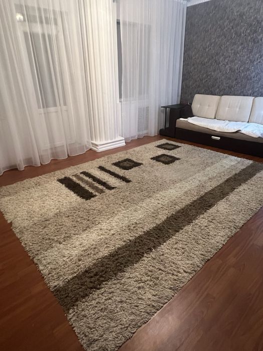 Продам ковер натуральный 2,5 * 3,5