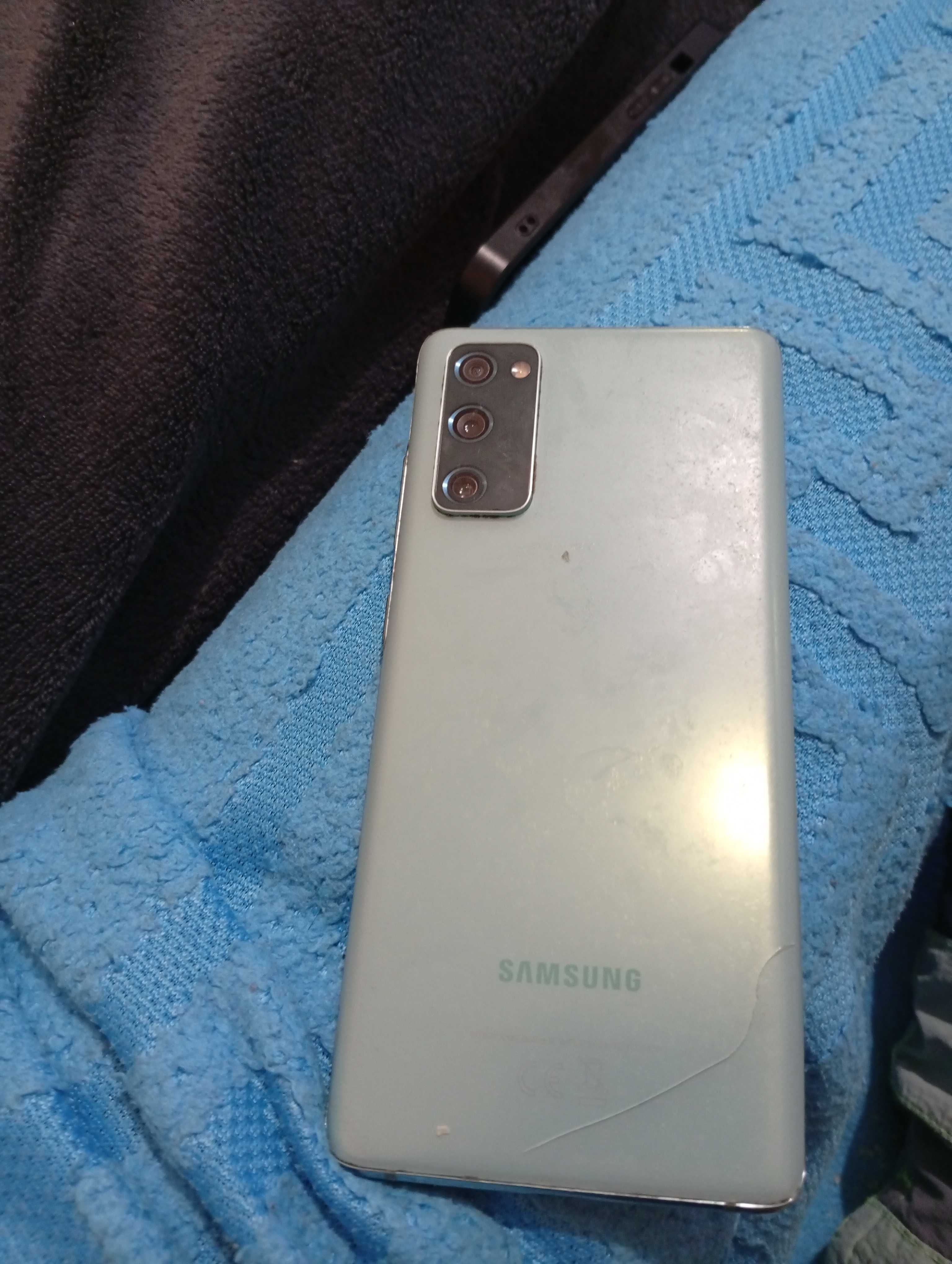 Vând telefoane Samsung Galaxy pentru piese 3 telefoane