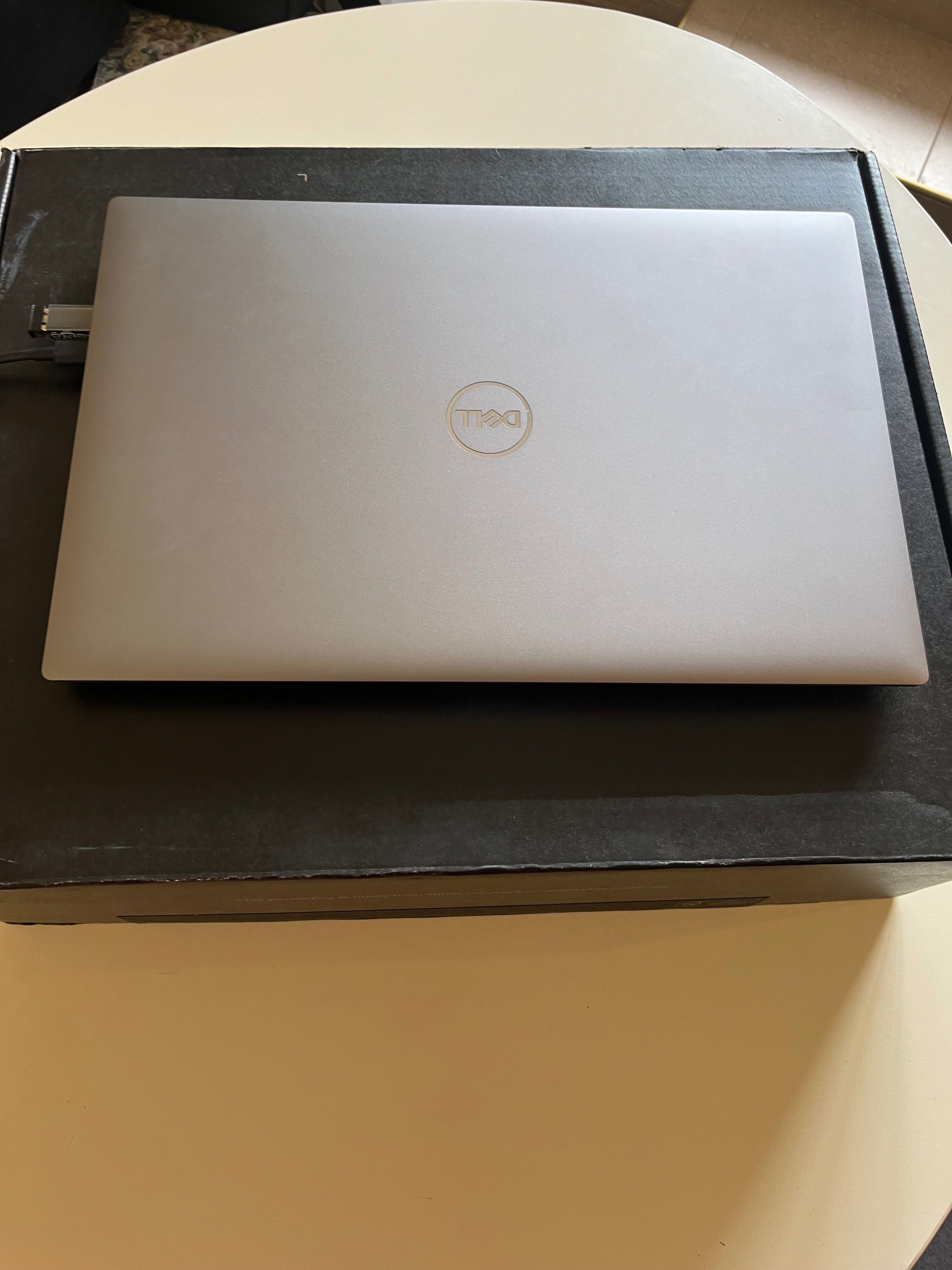 Продава се лаптоп Dell Precision 5680