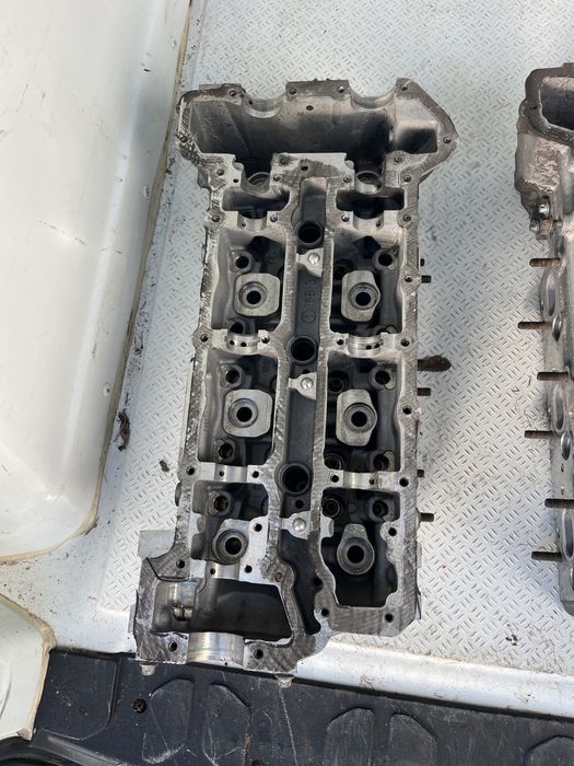 Цилиндрова глава за Mercedes E 350 2012г.