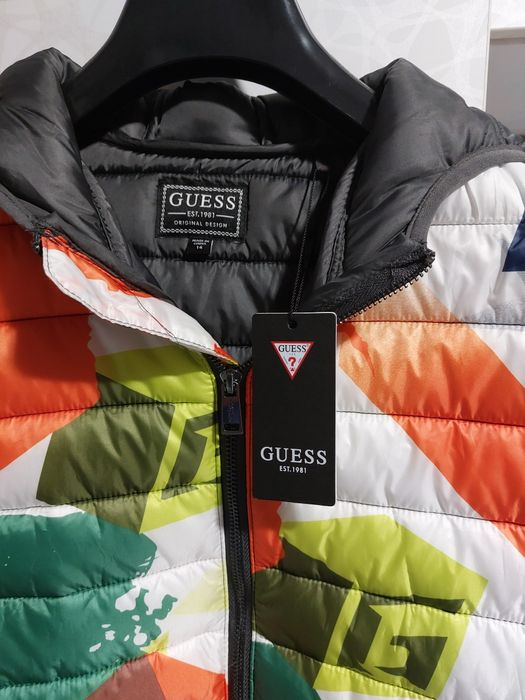 Детско яке Guess