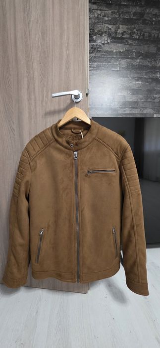 Geaca C&A  barbati matlasata noua mărimea  L