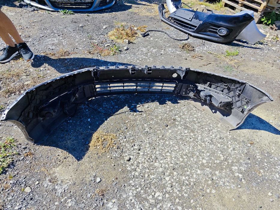 Предна броня VW Passat 7 оборудвана предна броня Volkswagen пасат