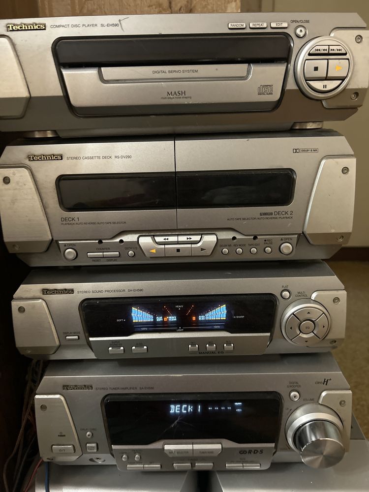 Продам музыкальный центр Technics + колонки JVC