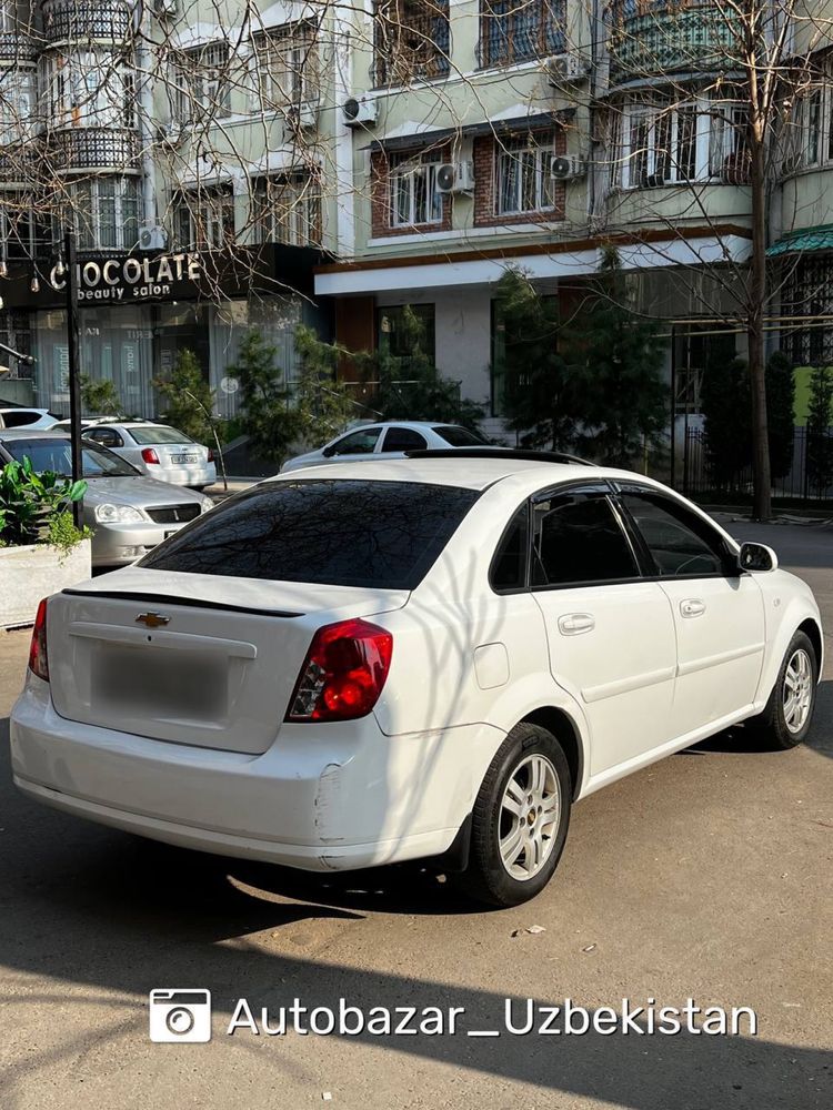•Lacetti Gentra 2.3L Turbo•