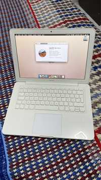 Macbook Mid 2010 (13 inch) cu SSD