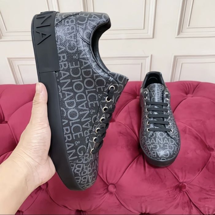 Dolce Gabbana black