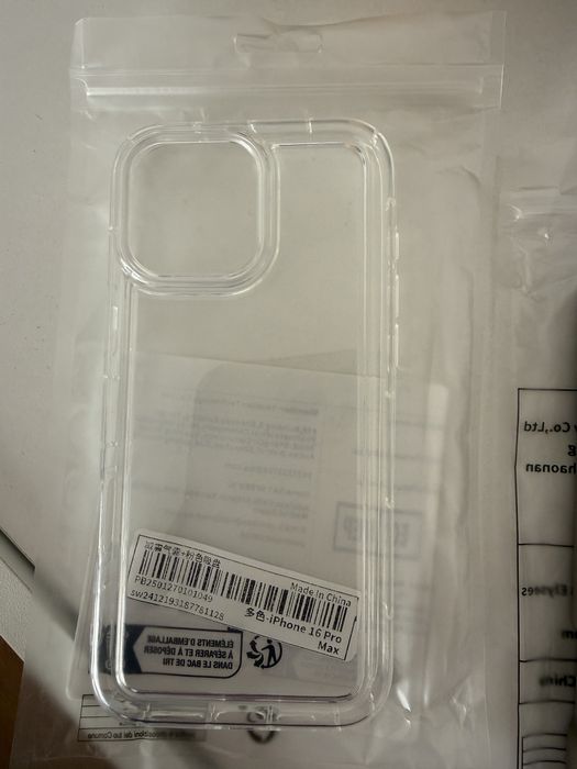 Vand 2 huse Noi Iphone 16 pro max