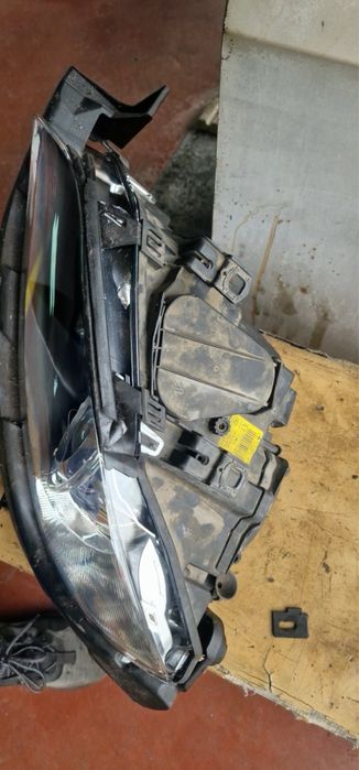 Ляв фар Bmw e92 xenon , оборудван